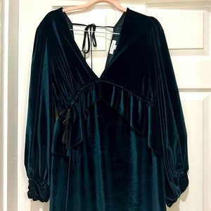 Top shop green velvet long sleeve dress size US 6
